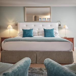 Habitación Clásica con Cama King